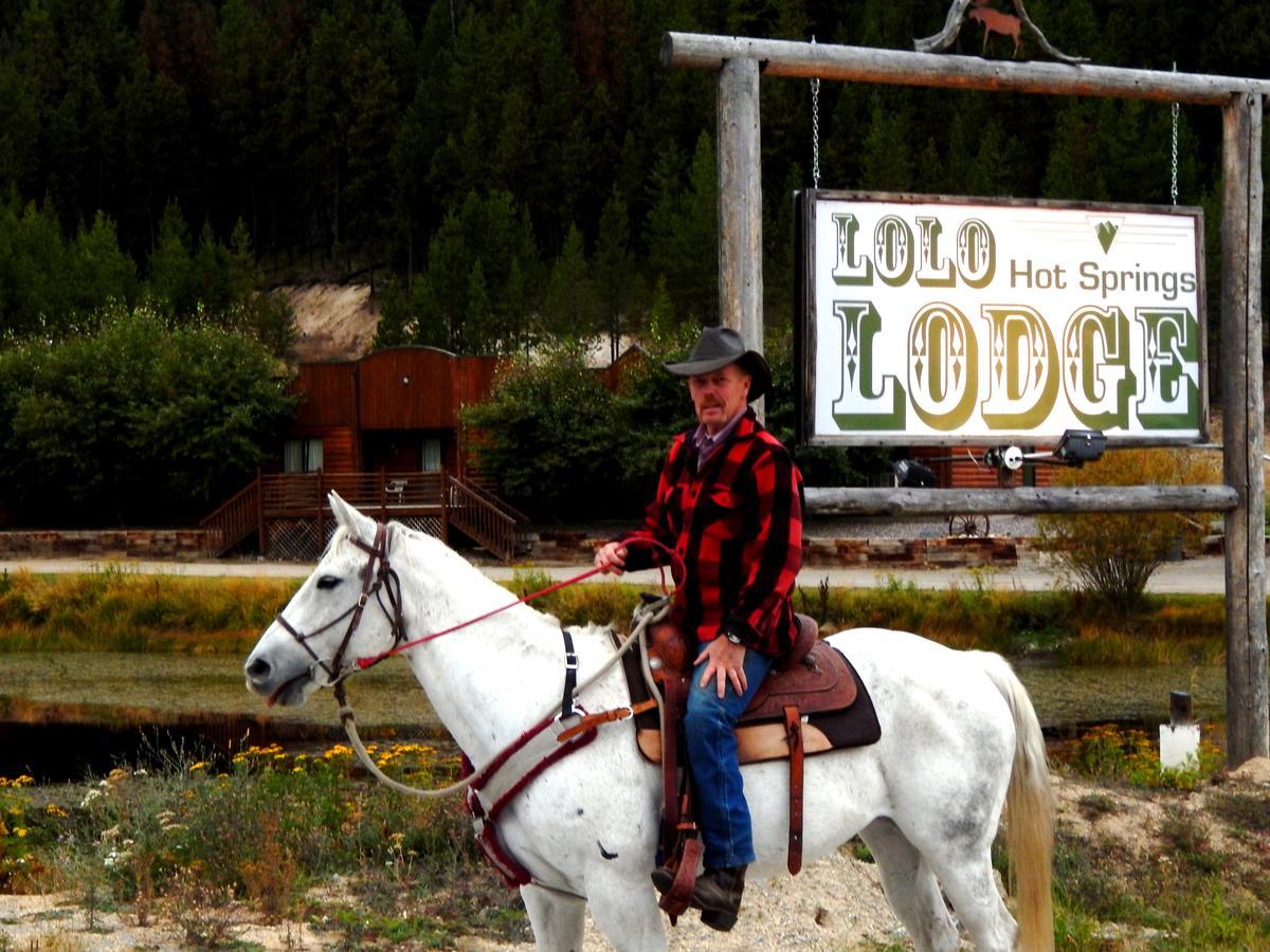 The Lodge At Lolo Hot Springs Exterior photo